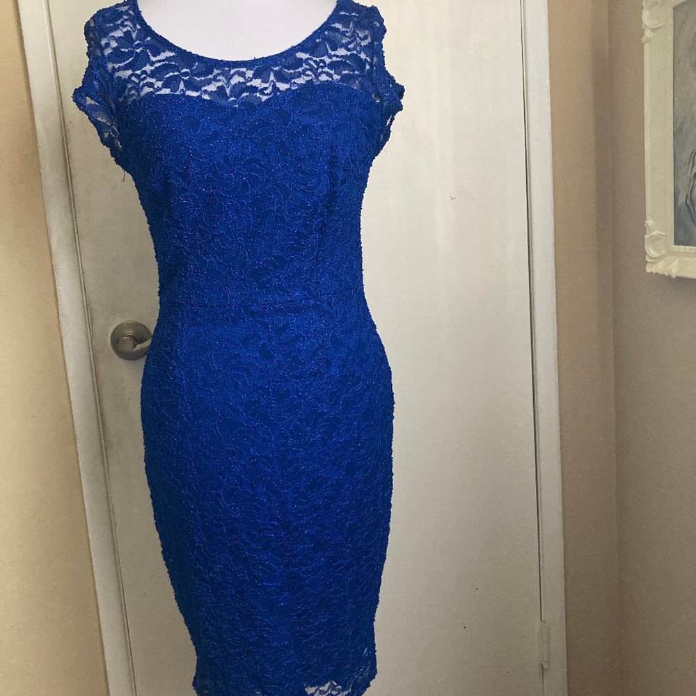 LA SCALA STUNNING, CLASSY BLUE LACE DRESS